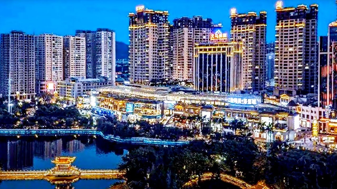 Mengzi city, Yunnan, China. 蒙自市