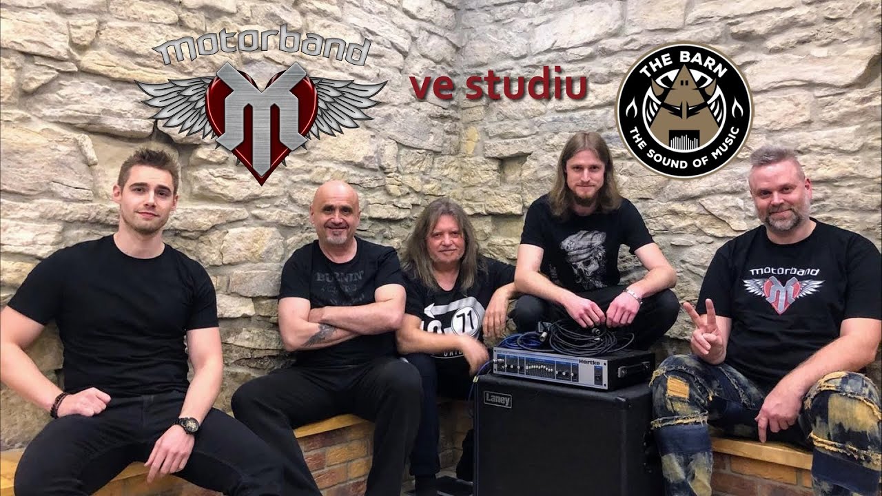 Motorband ve studiu The Barn - Vojta