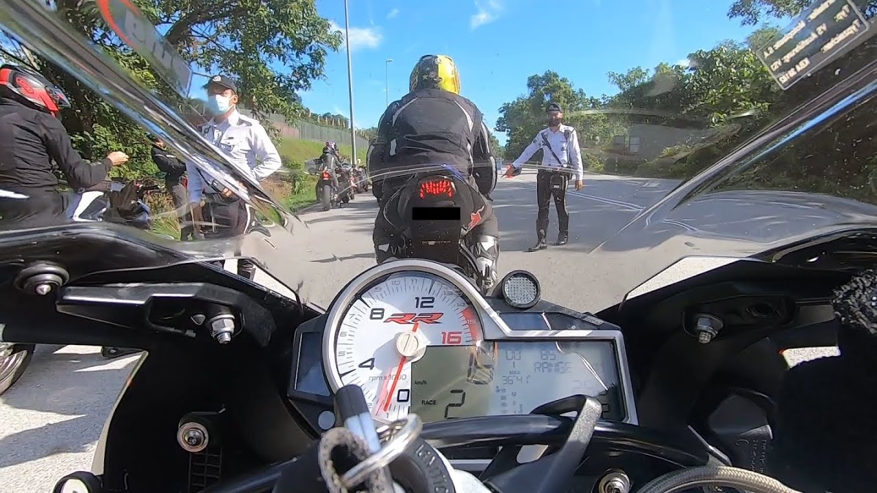 Kalau Kawan U-Turn Roadblock...Korang Pun U-Turn @ Terus?? Realiti Rider Kdg2 Bawa Superbike Pun..