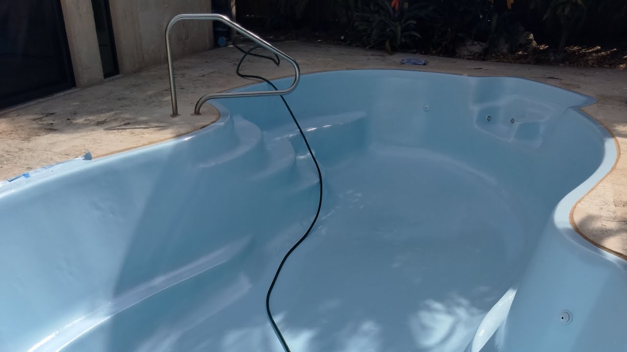 RESURFACING FIBERGLASS POOLS
