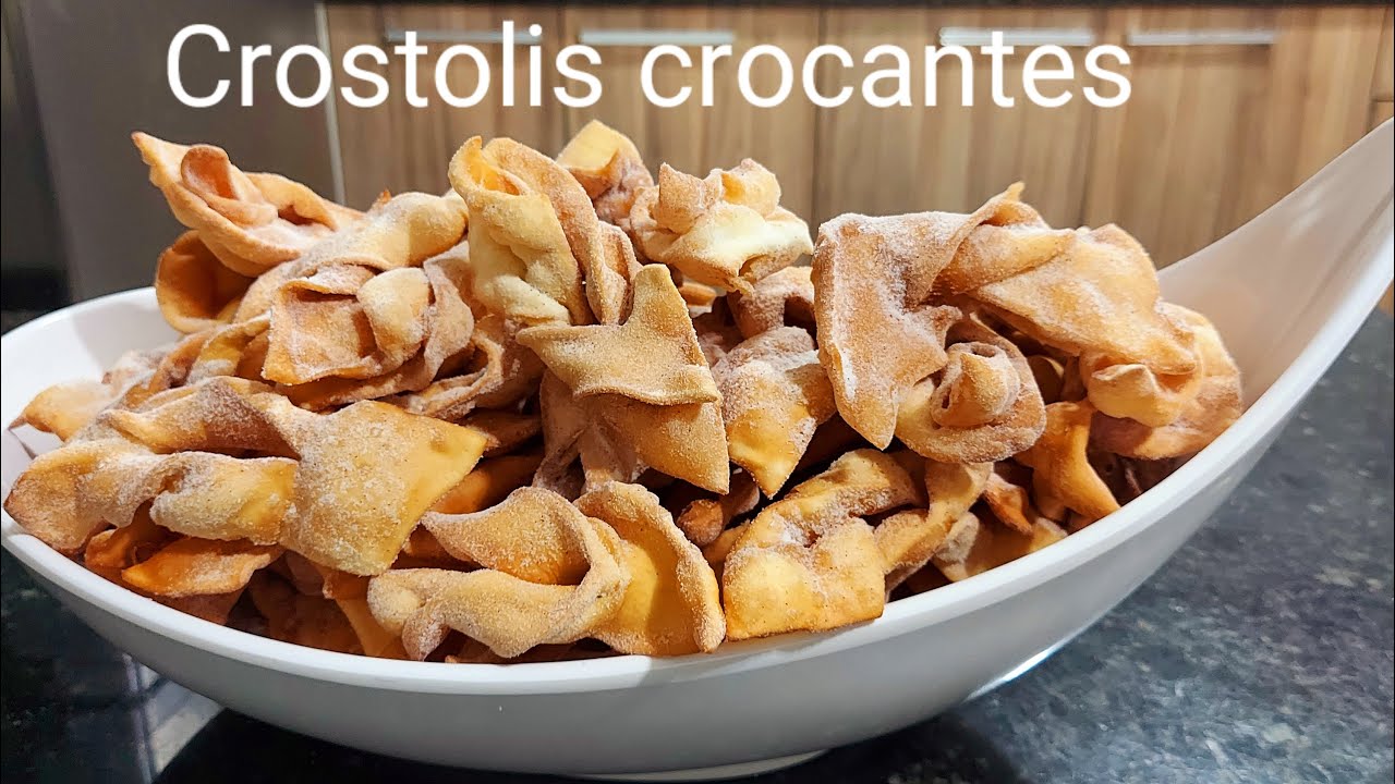 Crostolis crocantes feito com grappa ( graspa), rápido, fácil de fazer e rende muito