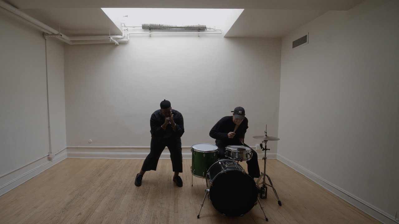 E L U C I D - THE WORLD IS DOG (Official Video)