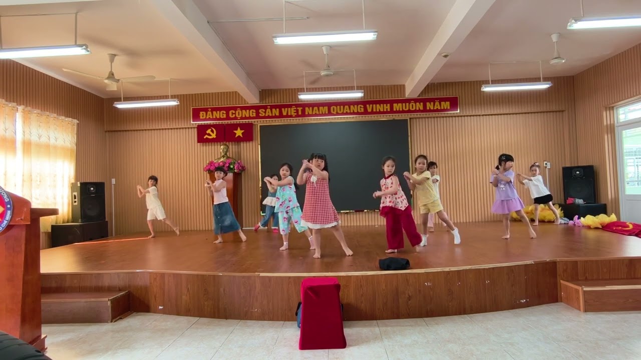 HD- bài tết mn
