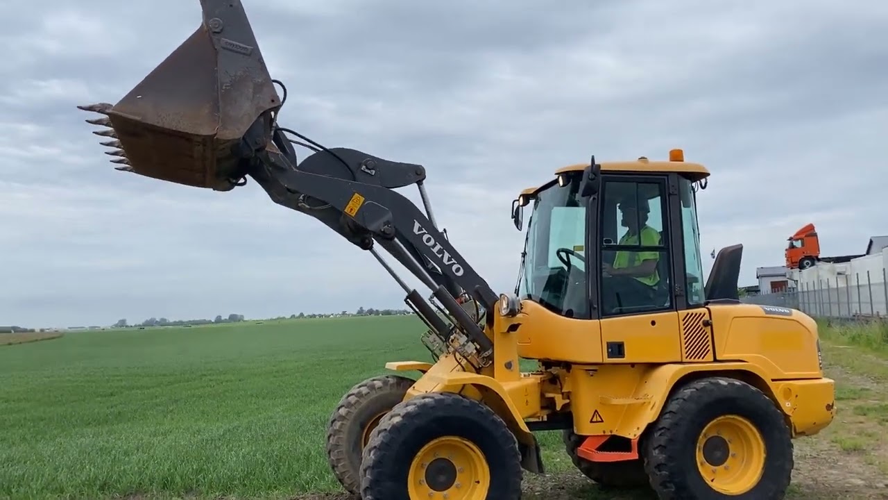 VOLVO L30G