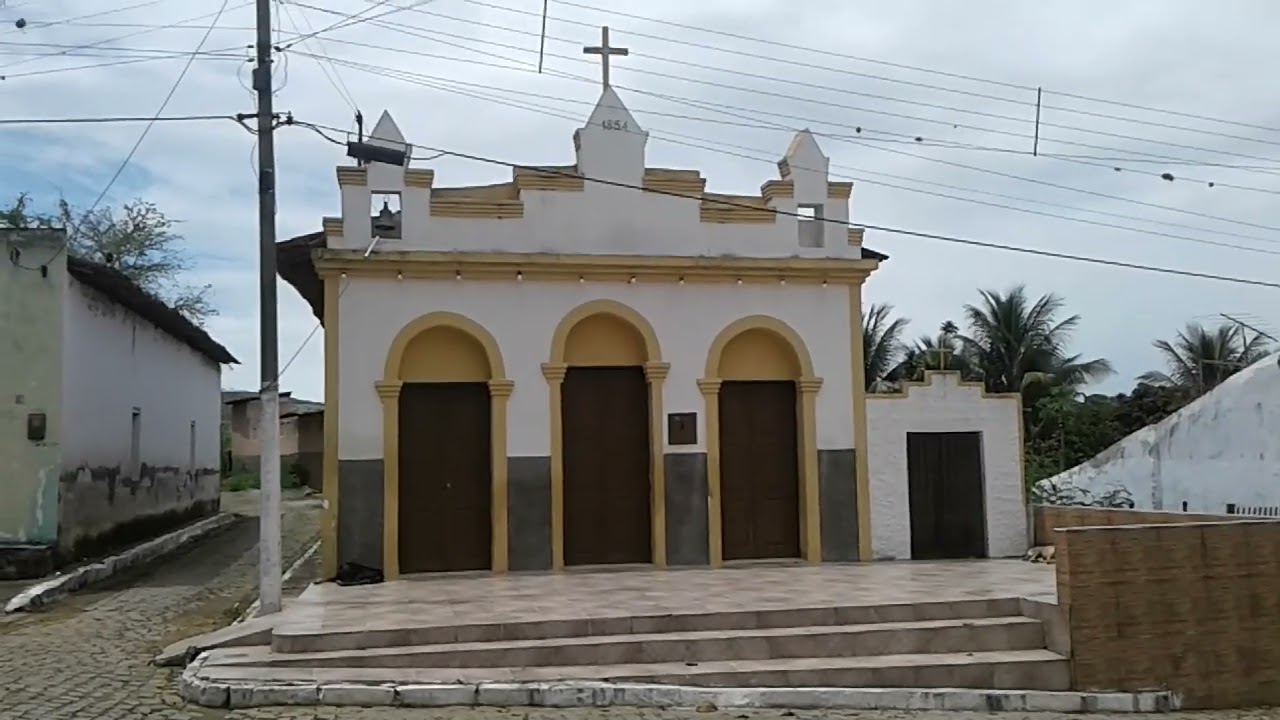 ESTA E A VILA BARRA DO CHATA DISTRITO DA CIDADE DE AGRESTINA PE.