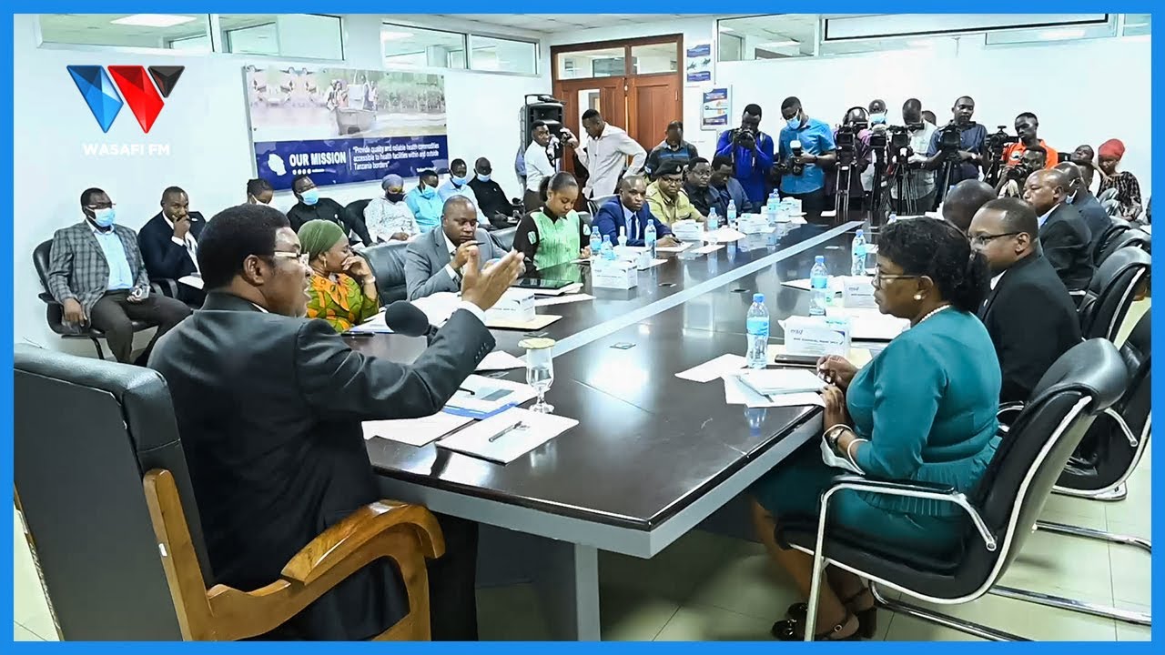 WAZIRI MKUU AIBUA MADUDU MENGINE 'MSD', WATU HAWANA SIFA IDARA YA MANUNUZI