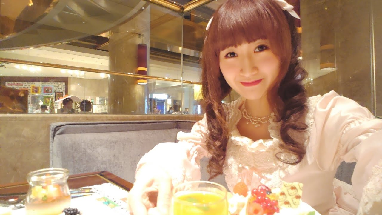 #ヒルトン東京 「 #ハローキティinスイーツ・ギャラリー 」#甘ロリ #lolitafashion #kawaii #hellokitty