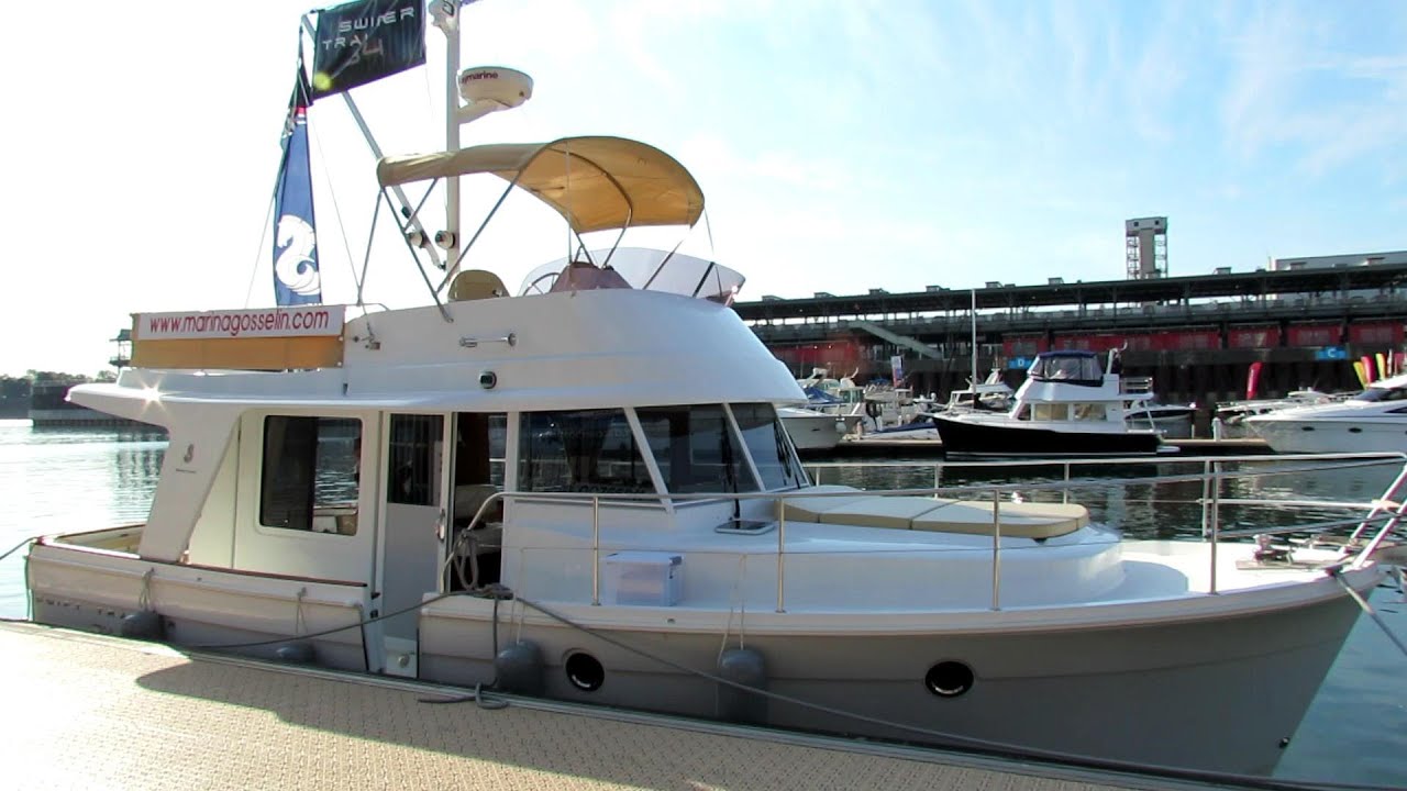 2012 Beneteau Swift Trawler 34 - Exterior and Interior - 2012 Montreal In-Water Boat Show