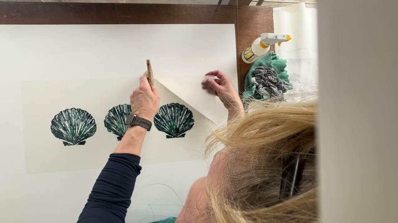 Wet Mounting a Scallop Shell Gyotaku