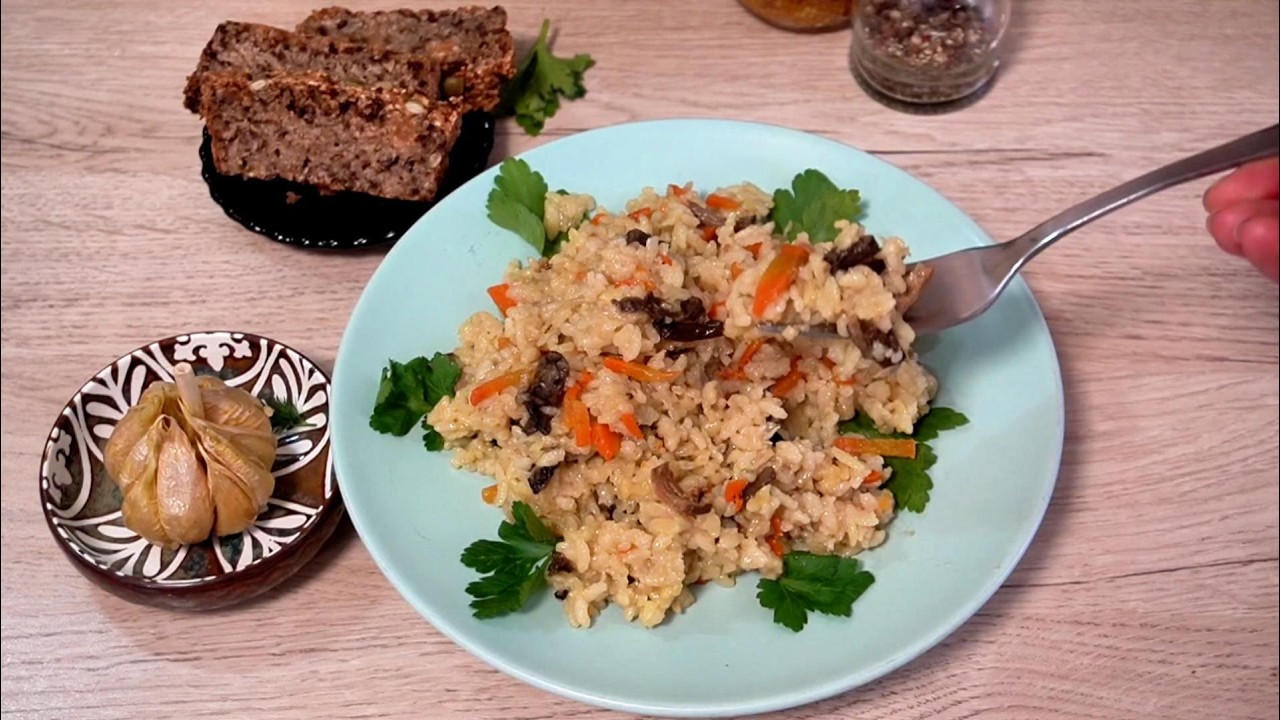 Постный плов с лесными грибами / Сытный ужин в пост / Рецепт рассыпчатого плова