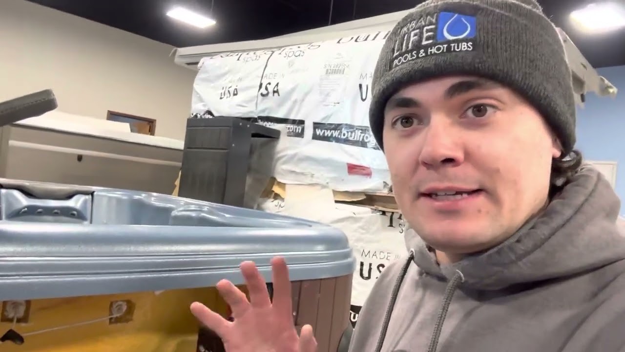 What to do if your hot tub goes down in winter