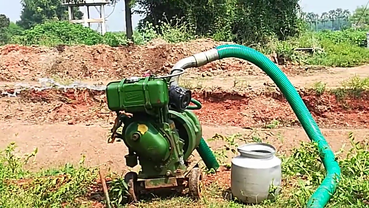 Kirloskar oil engine 5 HP running