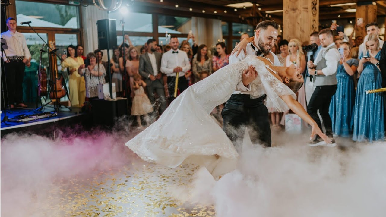 First dance_Pierwszy taniec ,,Kiedy tylko spojrzę