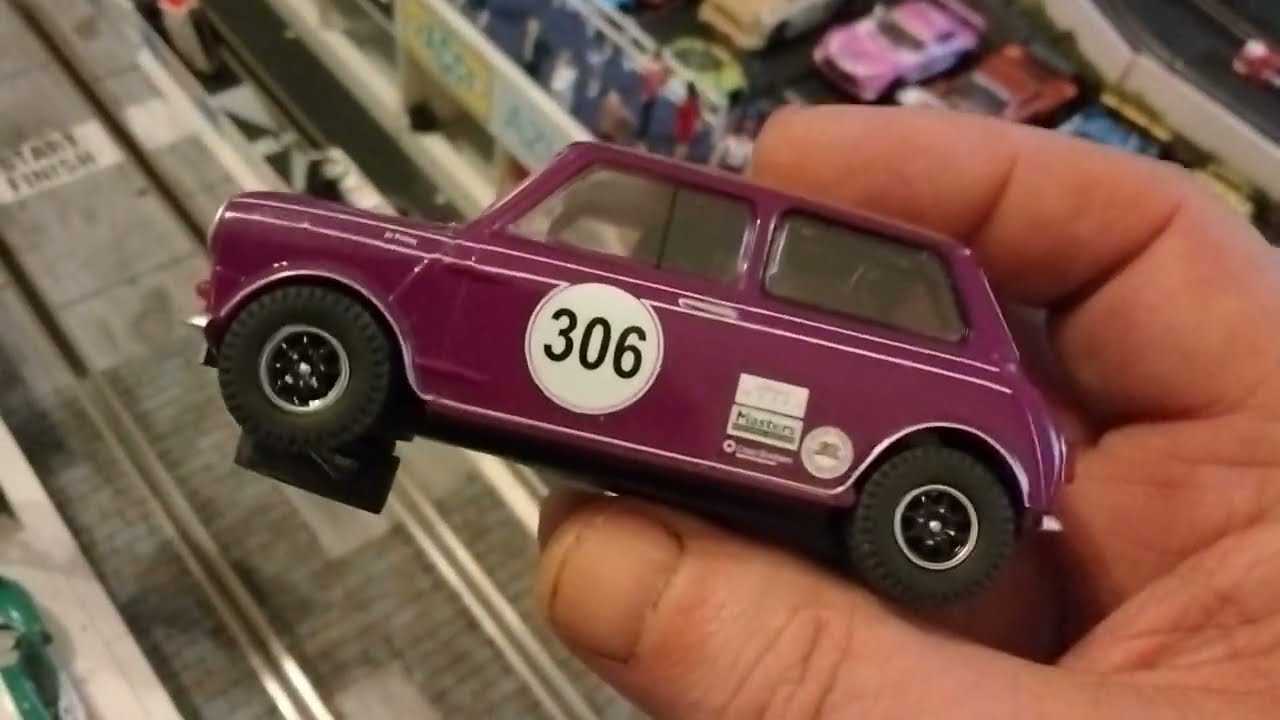 Мини-Купер от Scalextric в масштабе 1/32 😀