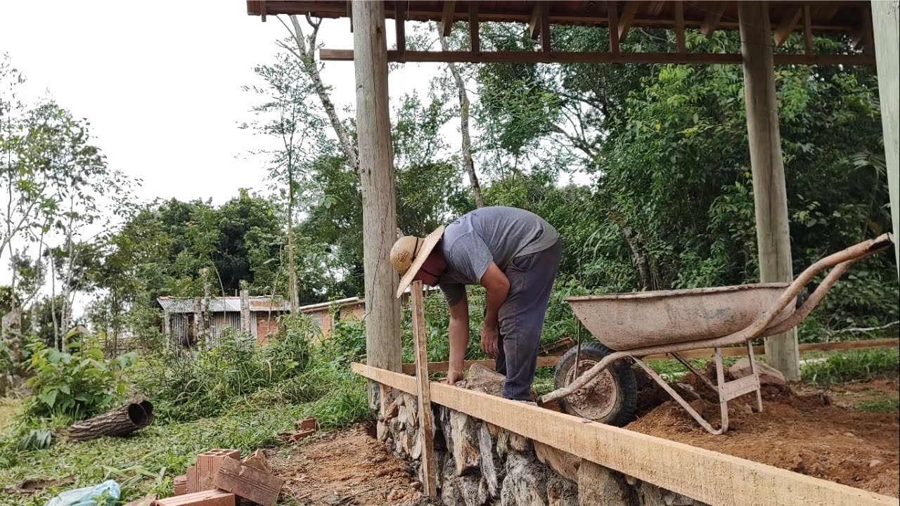 Fundação Econômica e Resistente Para Casa de Pau a Pique - Bioconstrução 43