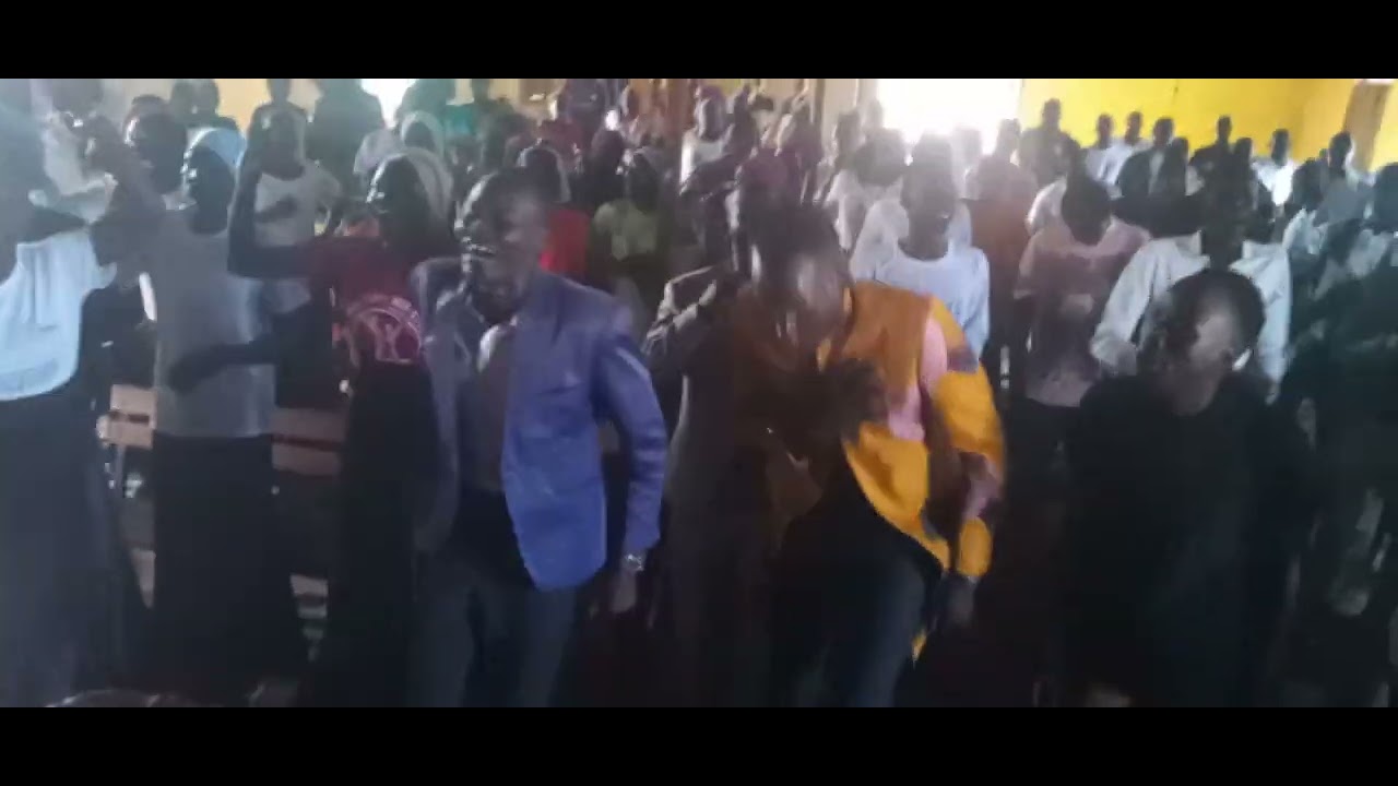 Evening prayer,lare nuer Christian youth's 