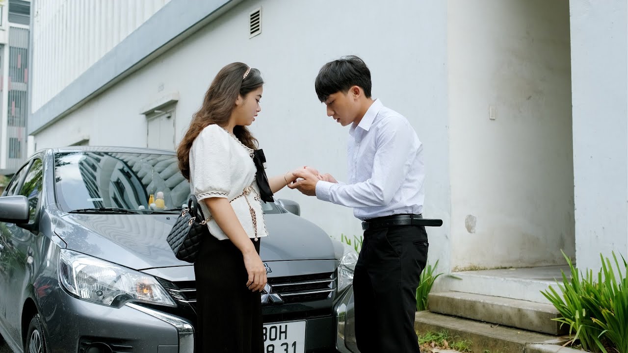 Chủ Tịch Vô Tình Tông Xe Vào Bố Nhân Viên Lại Khiển Trách Nhân Viên Đi Làm Muộn Và Cái Kết - Tập 715