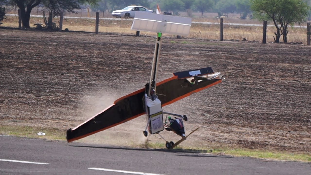 SAE Aerodesign Mexico 2023 | Crash & Fail Compilation