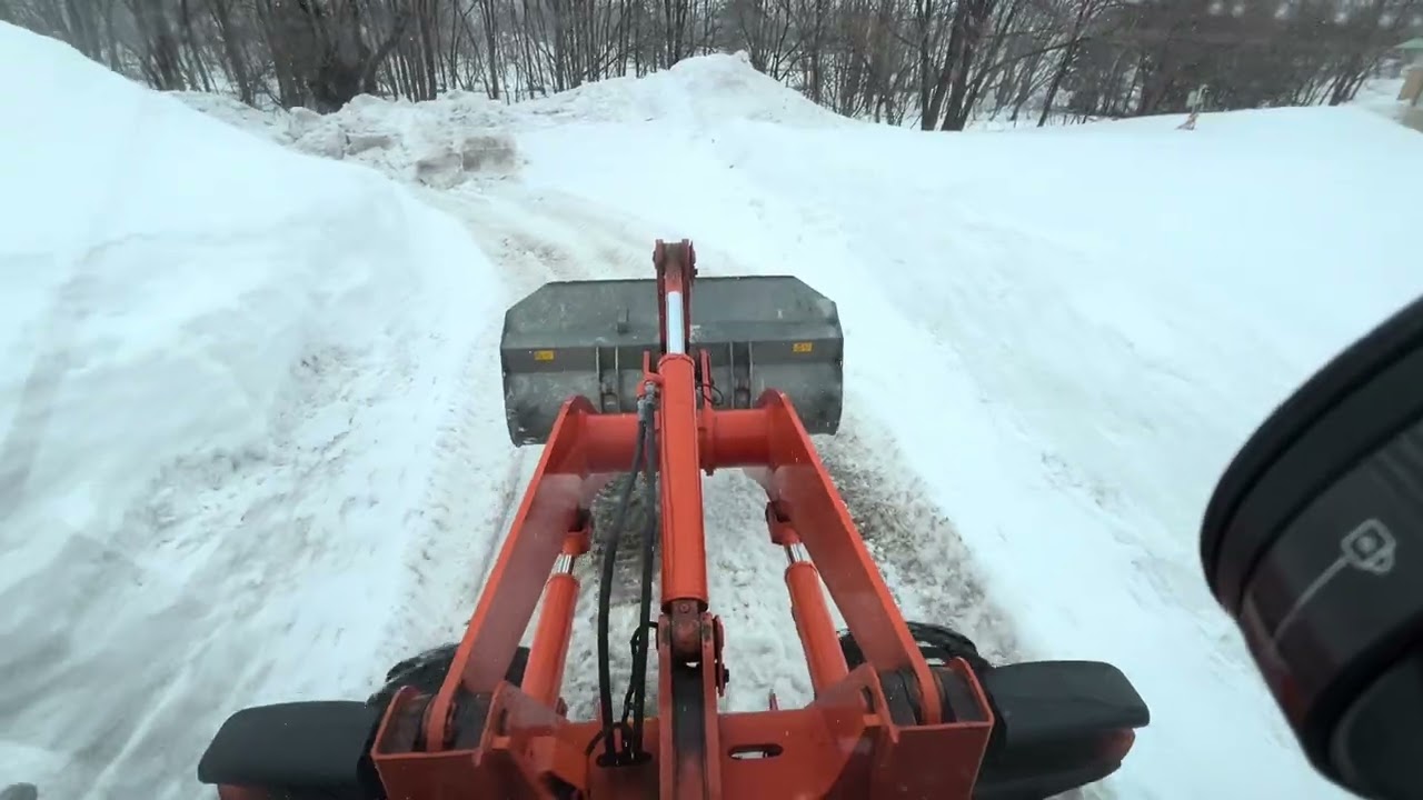 M.service ZW50ハイアーム、今日は昨日の後片付け。