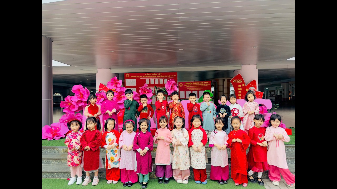 A8 khéo tay - Trường Mầm non Hoa Hồng