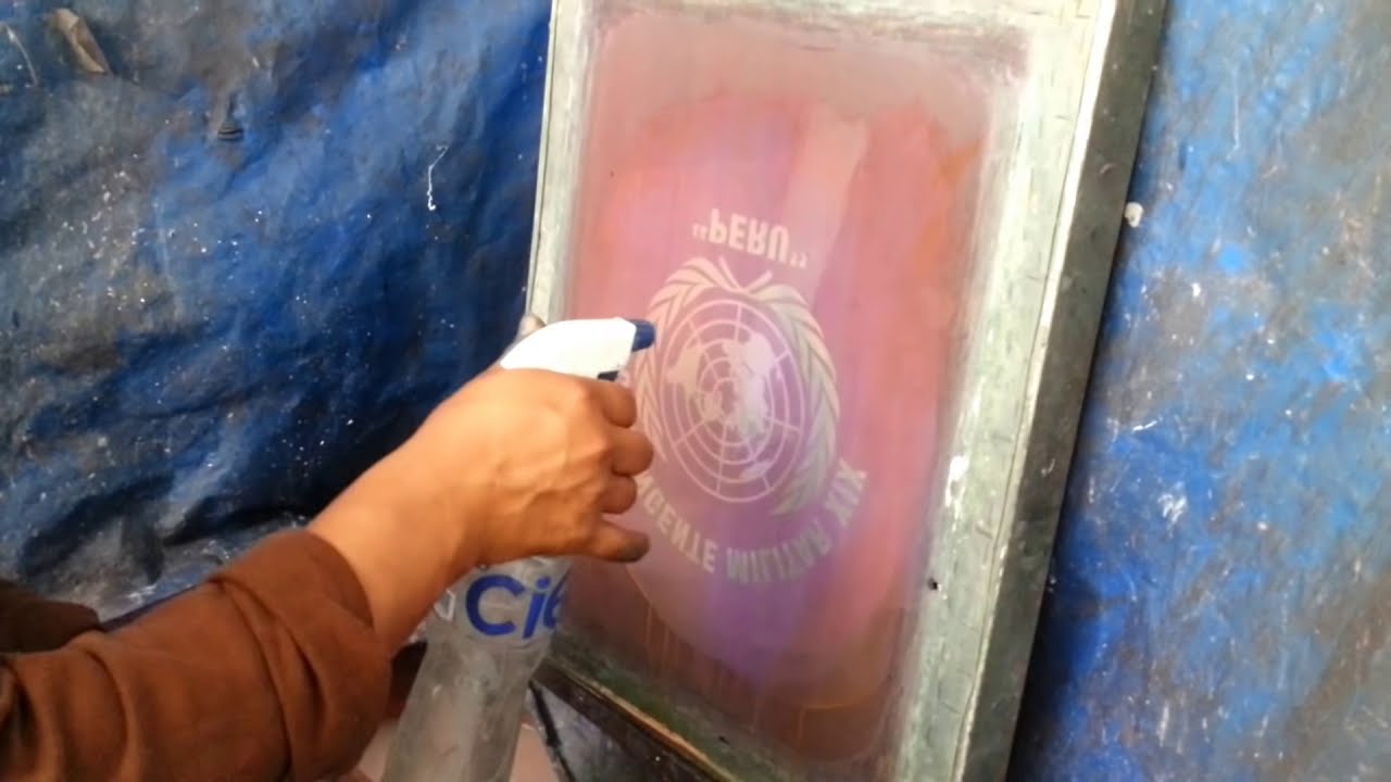 COMO QUITAR LA EMULSIÓN DEL CUADRO SERIGRAFIA PARA ESTAMPAR 😎.