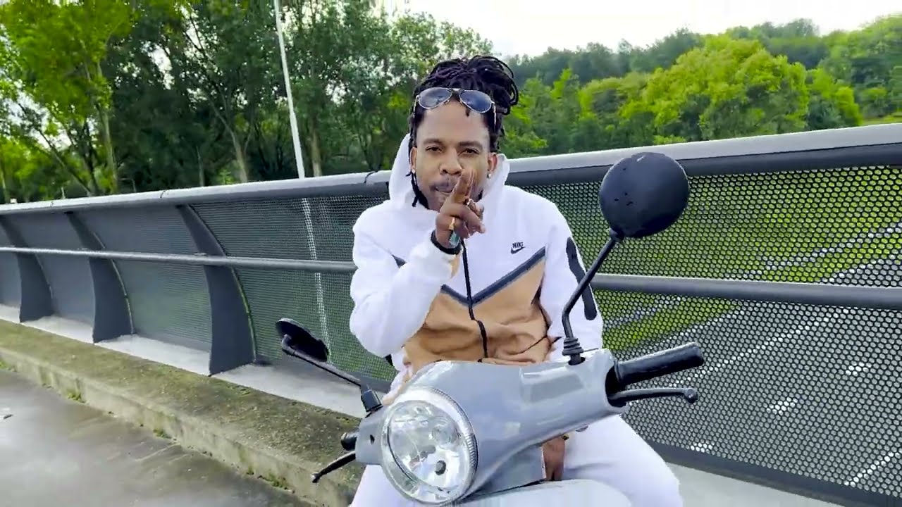 Nello rass - Freestyle Sessie ( Official Video )