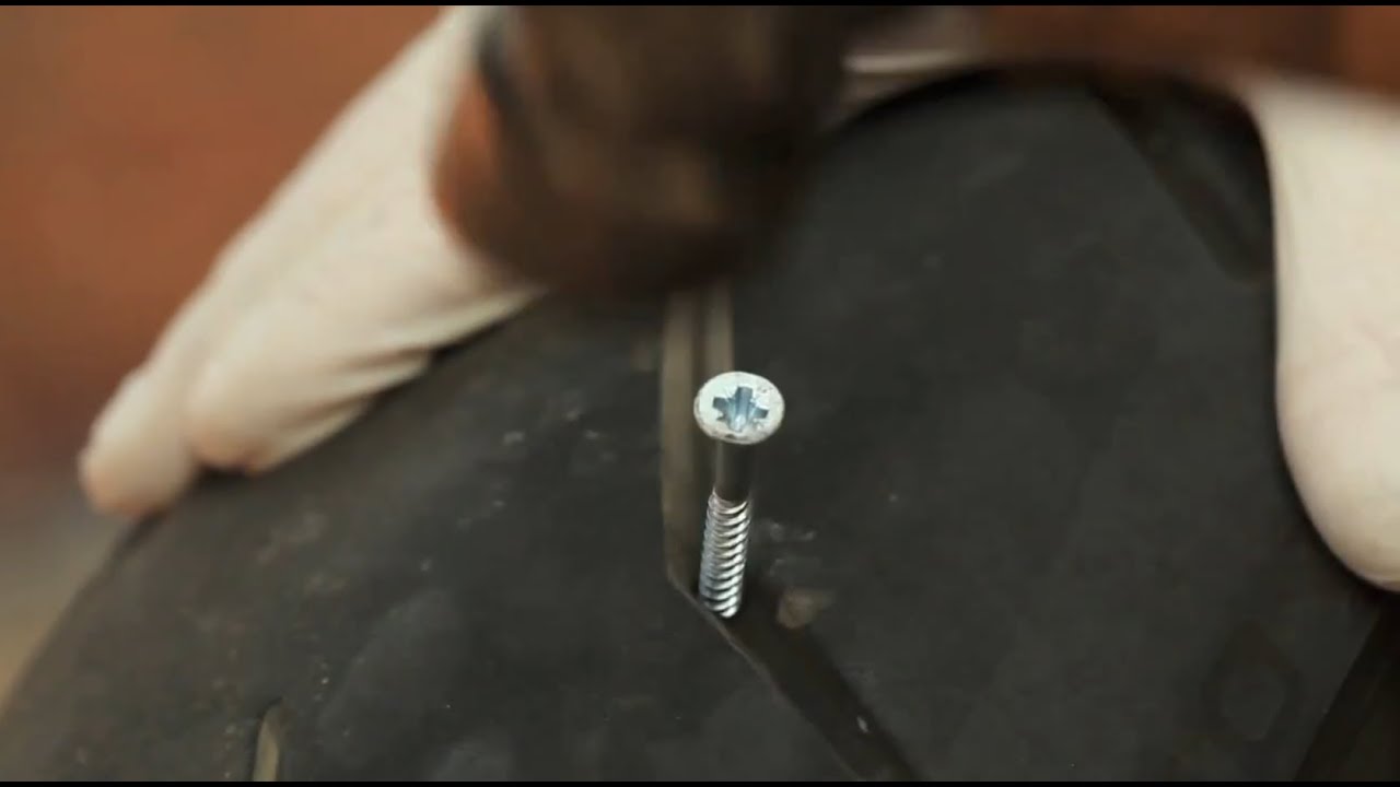 How to fix a punctured motorcycle tyre with Gyrpp