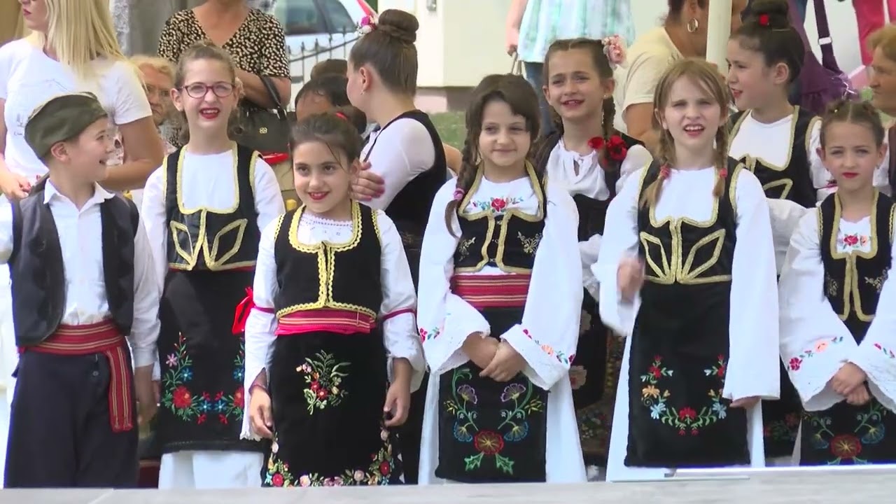 10 minuta: Trojički sabor prvi put u Velikim Pčelicama