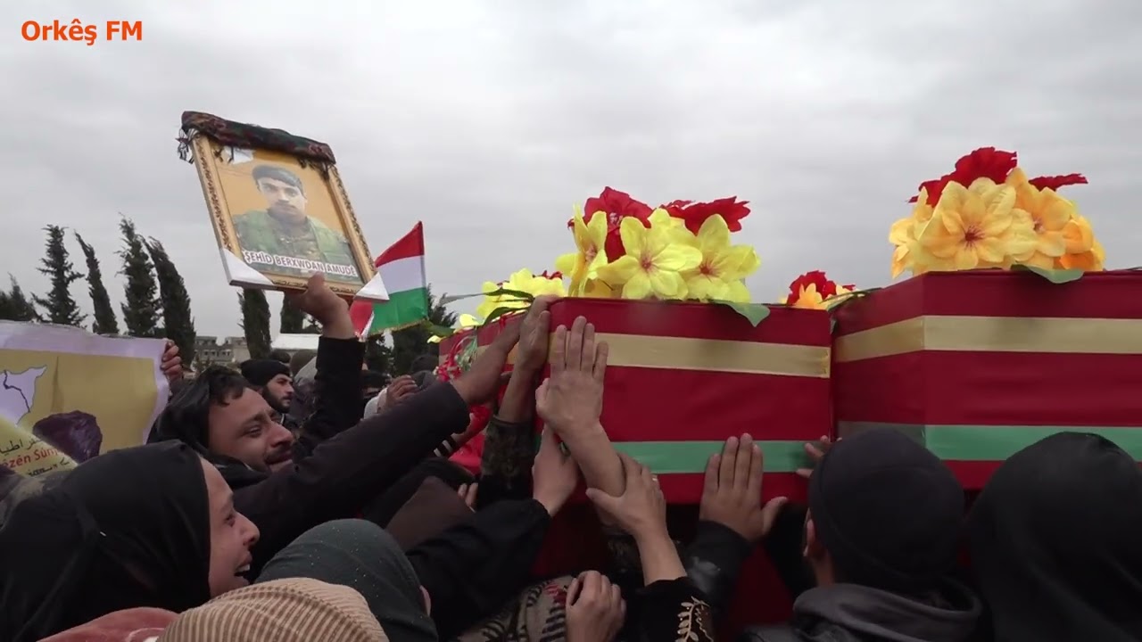 وُورِيَ الثرى اليوم ثلاثة من جثامين الشهداء السبعة في مزار الشهيد إسماعيل بمدينة عامودا،