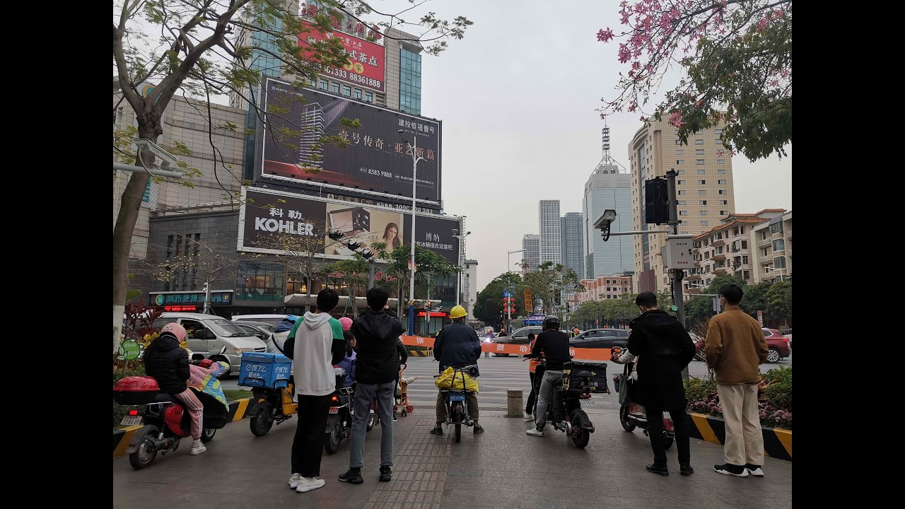 Foshan:Where City Folds Into Village | A Walk with 《A Man Should Stand Strong》 | Jan 2022