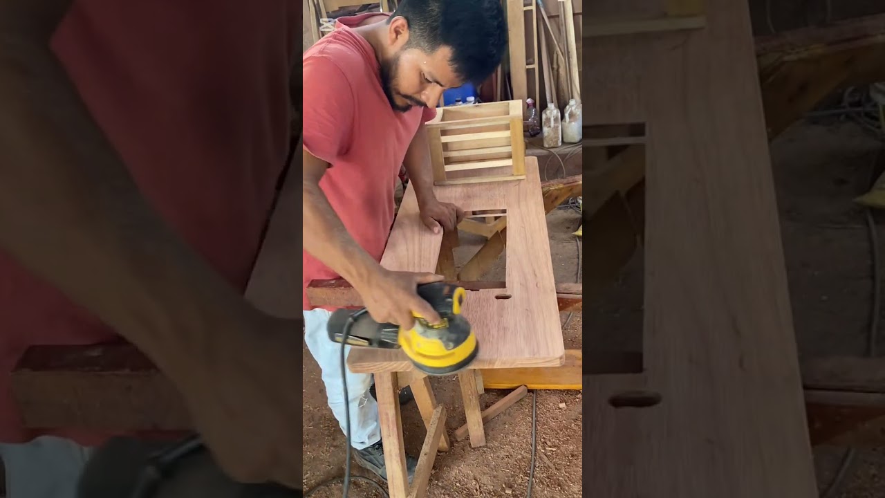 Tablero para máquina de coser.