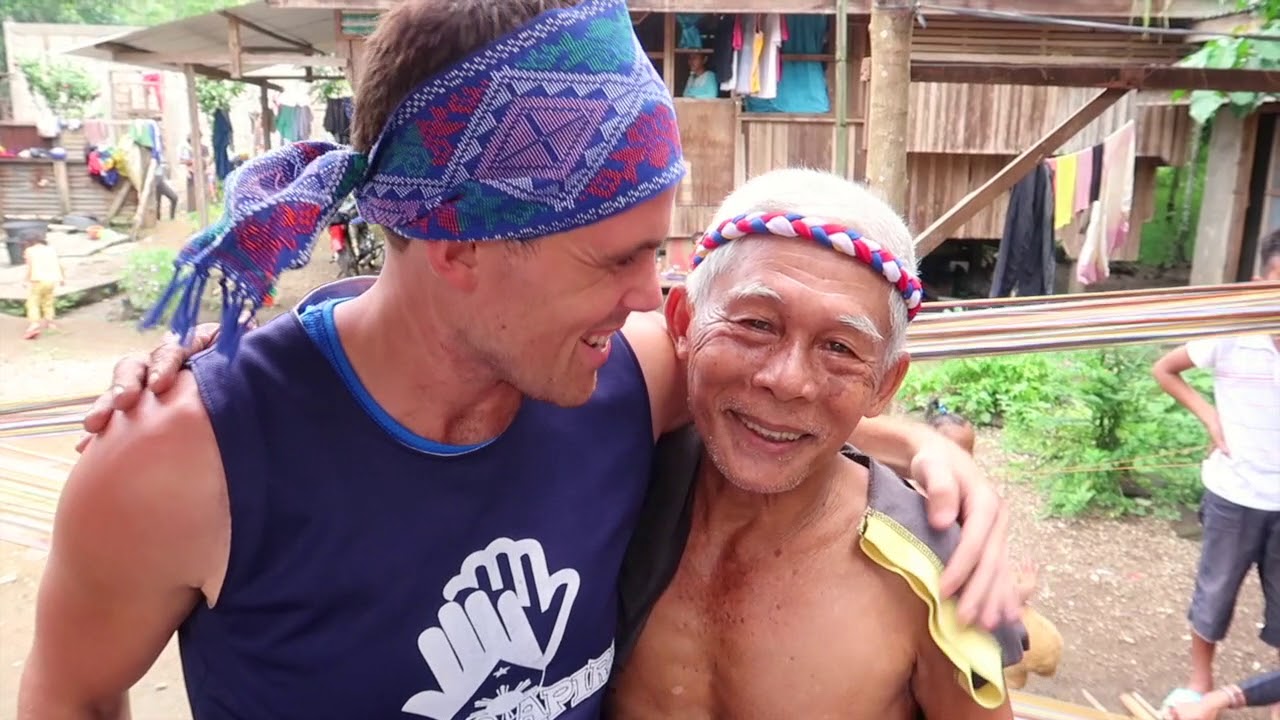 INSPIRING MUSLIMS IN THE PHILIPPINES (The Happy Filipino Manong)