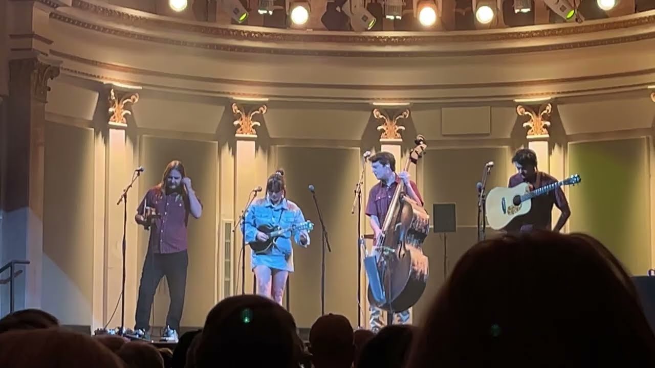 AJ Lee and Blue Summit -- Weenie Dog Song