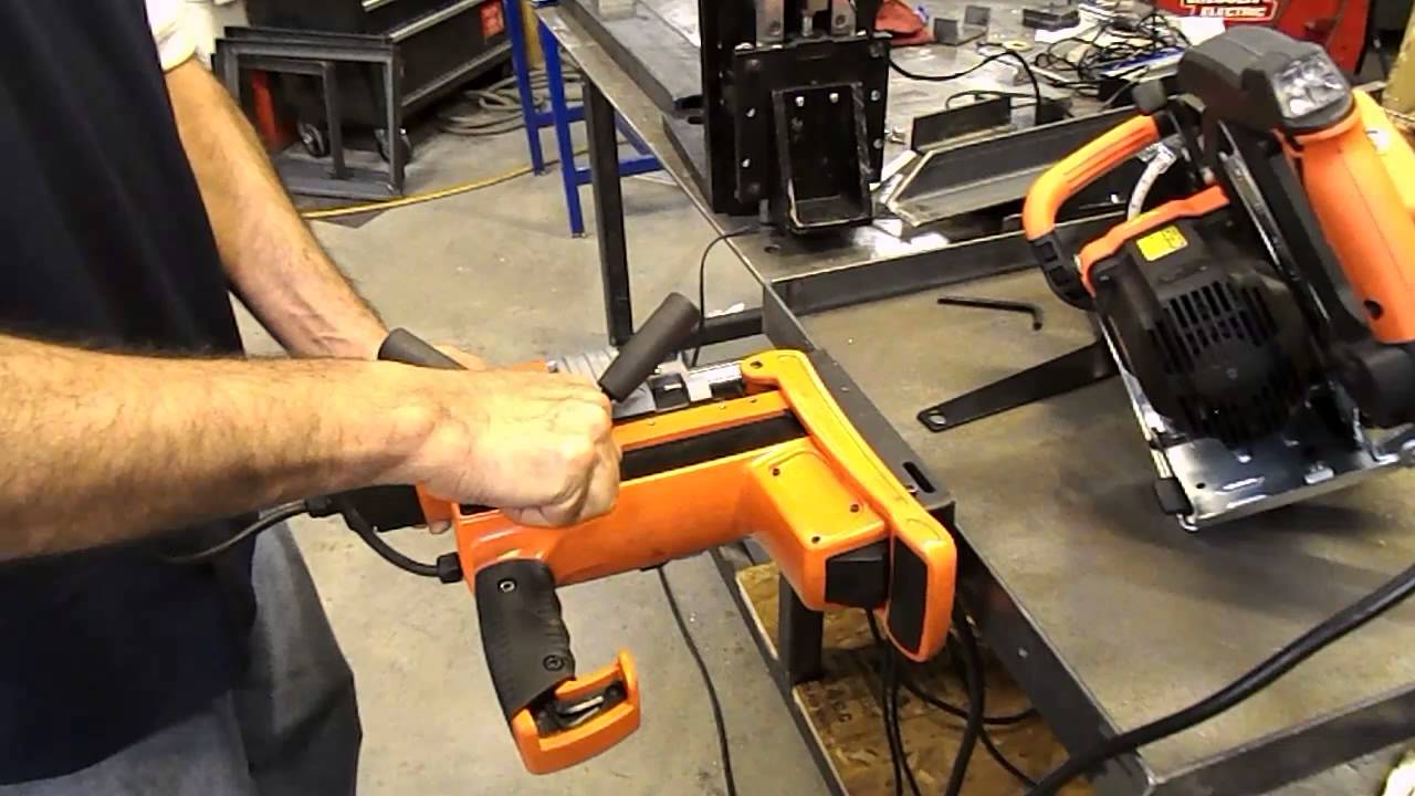 Alfra / Maglogix SP series MagDrill in use on thin metal