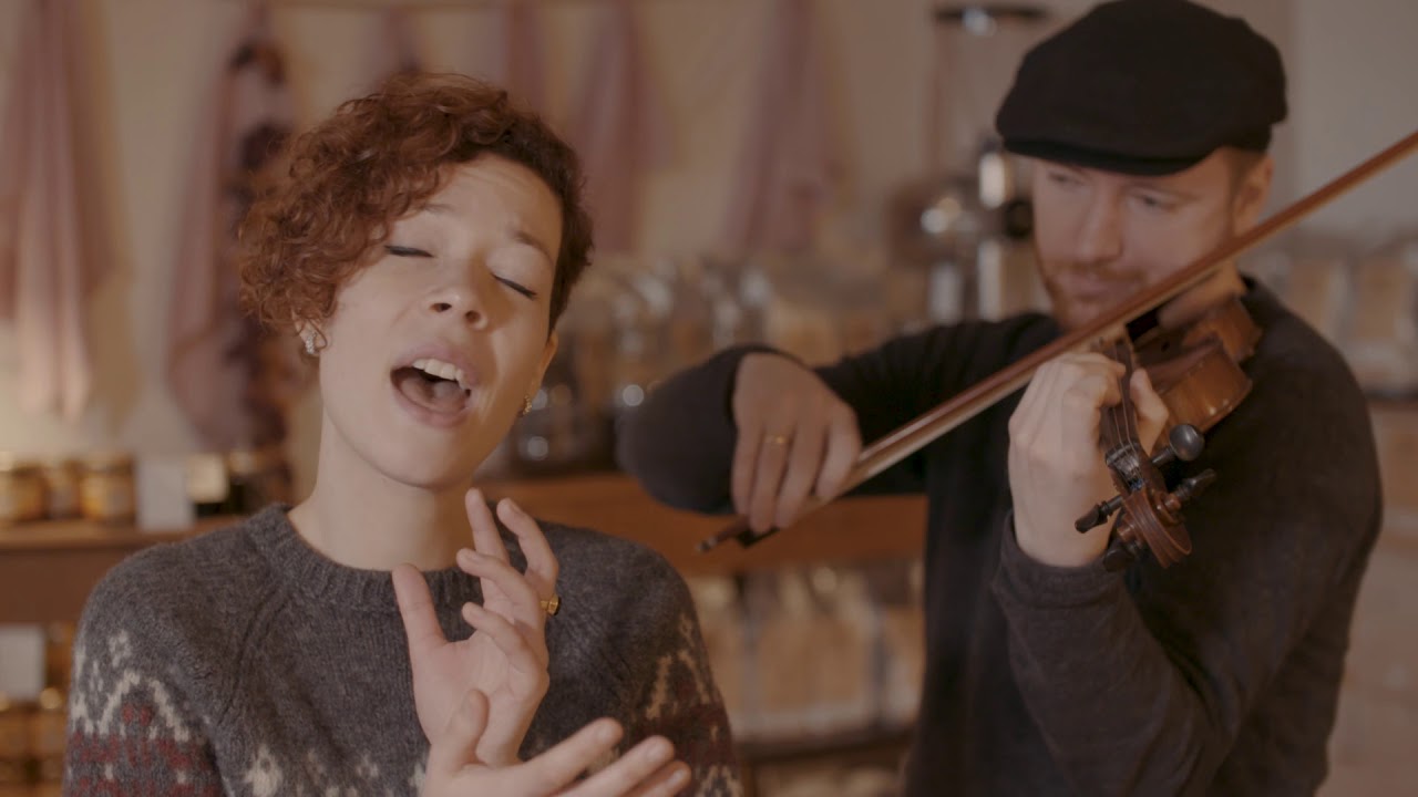 Café des Chansons - Parlez moi d'amour