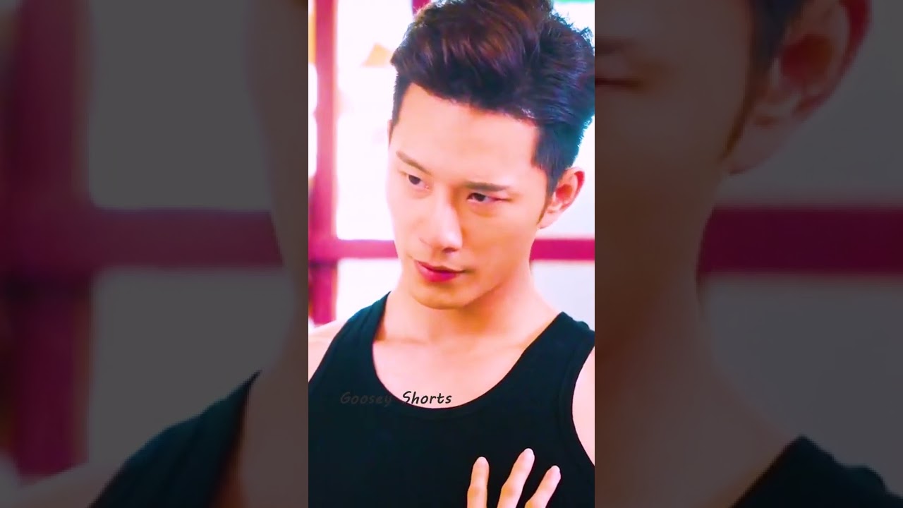 🤤Touching his chest makes her heart flutter!😊🔥#MyGirlfriendisanAlien #Shorts #kdrama #cdrama