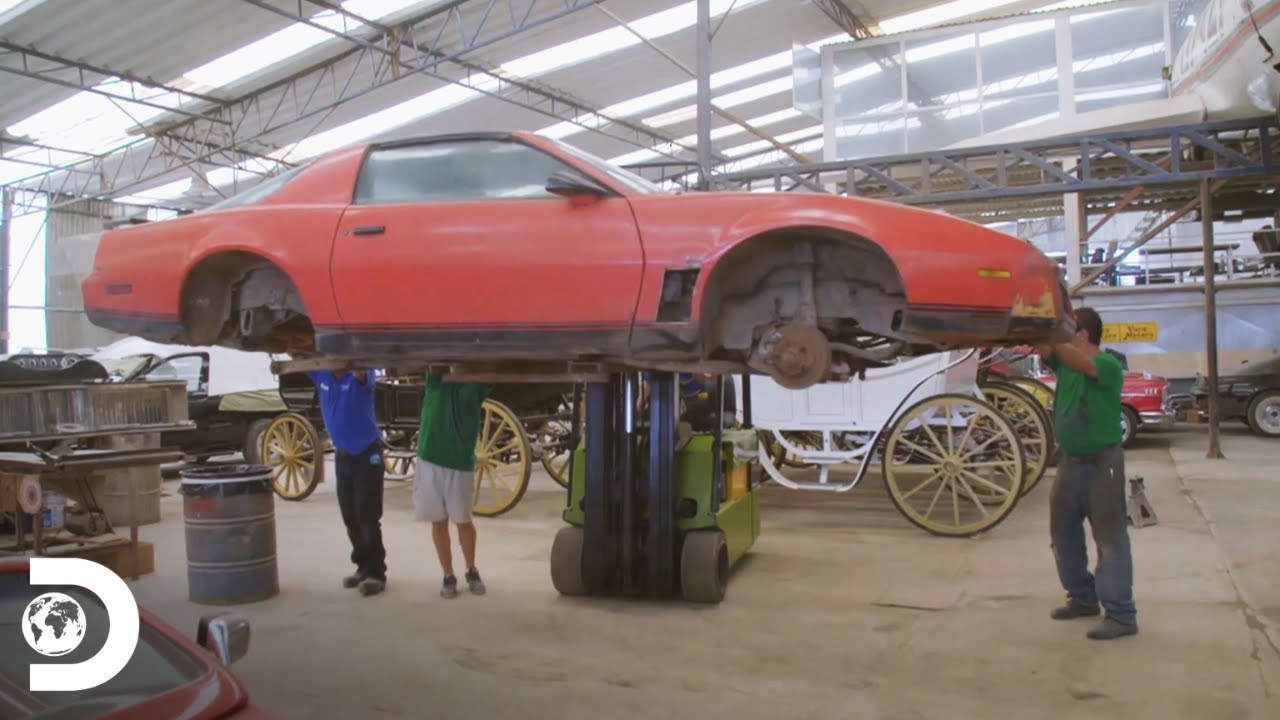 De chatarra a joya: Martin Vaca y su visi&oacute;n para transformar un Pontiac | Mexic&aacute;nicos | Discovery