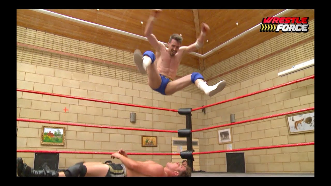 Kieron Lacey vs James Pharrell WRESTLEFORCE Live in Tadley 30.04.22