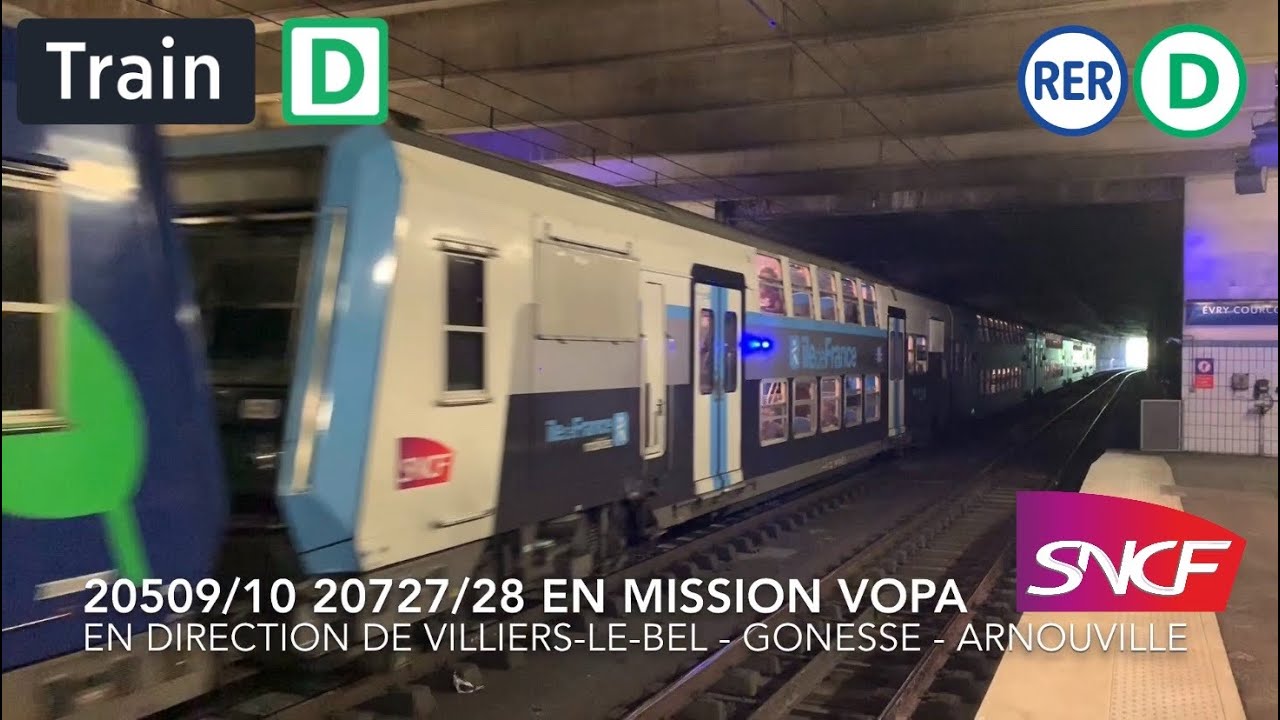 ( RER D ) Du Z20500 IDF-Mobilités et Transilien en Gare d’Évry-Courcouronnes Centre