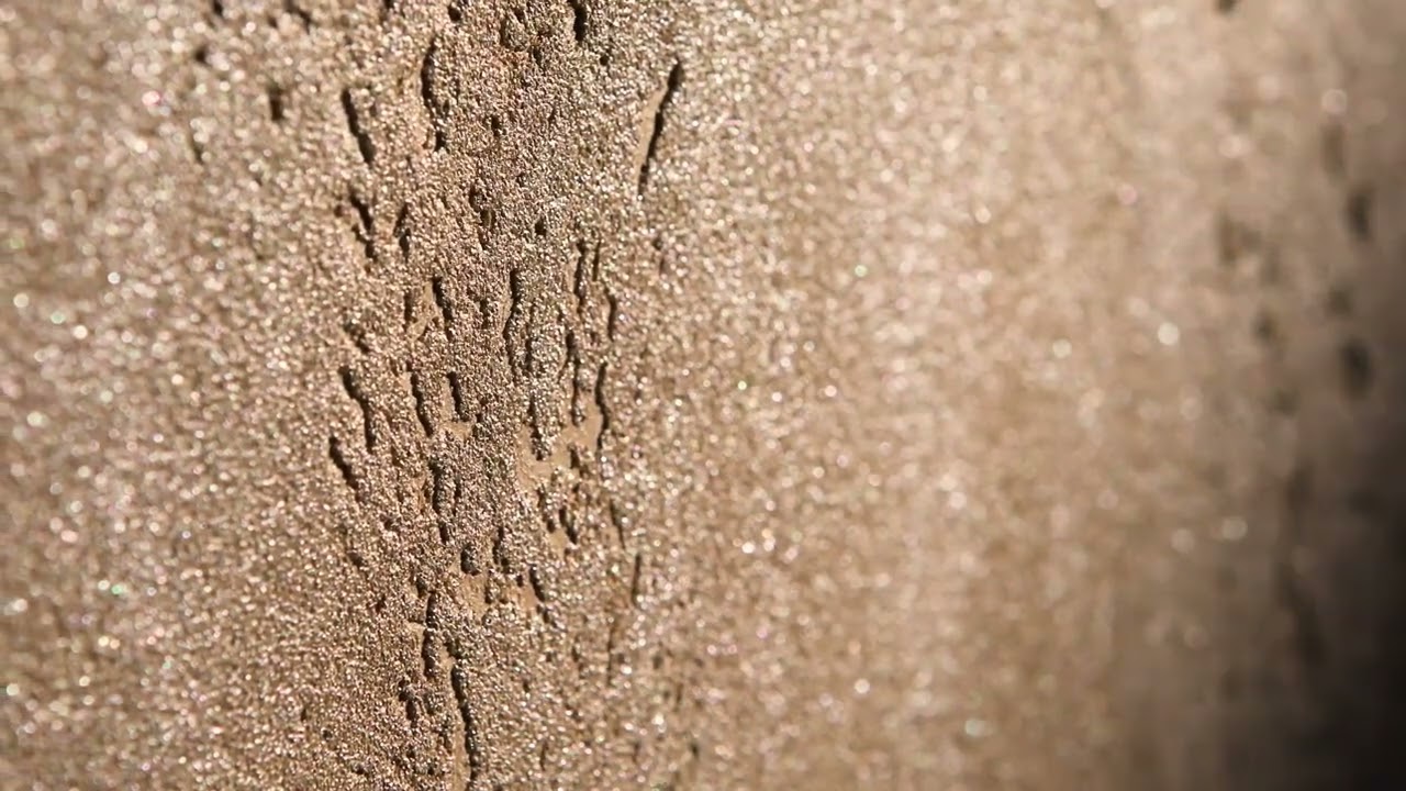 Jewelry: l'eleganza della luce prende forma con le pareti effetto pietra