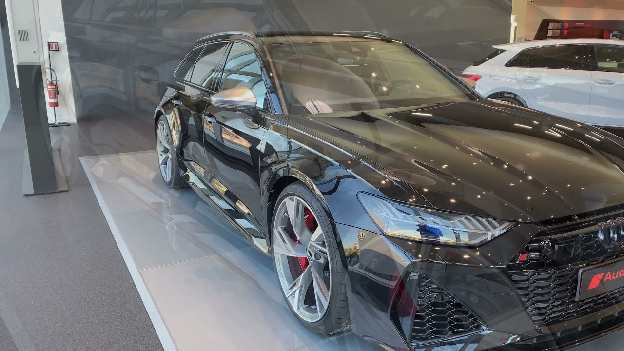 2022 AUDI RS6 AVANT