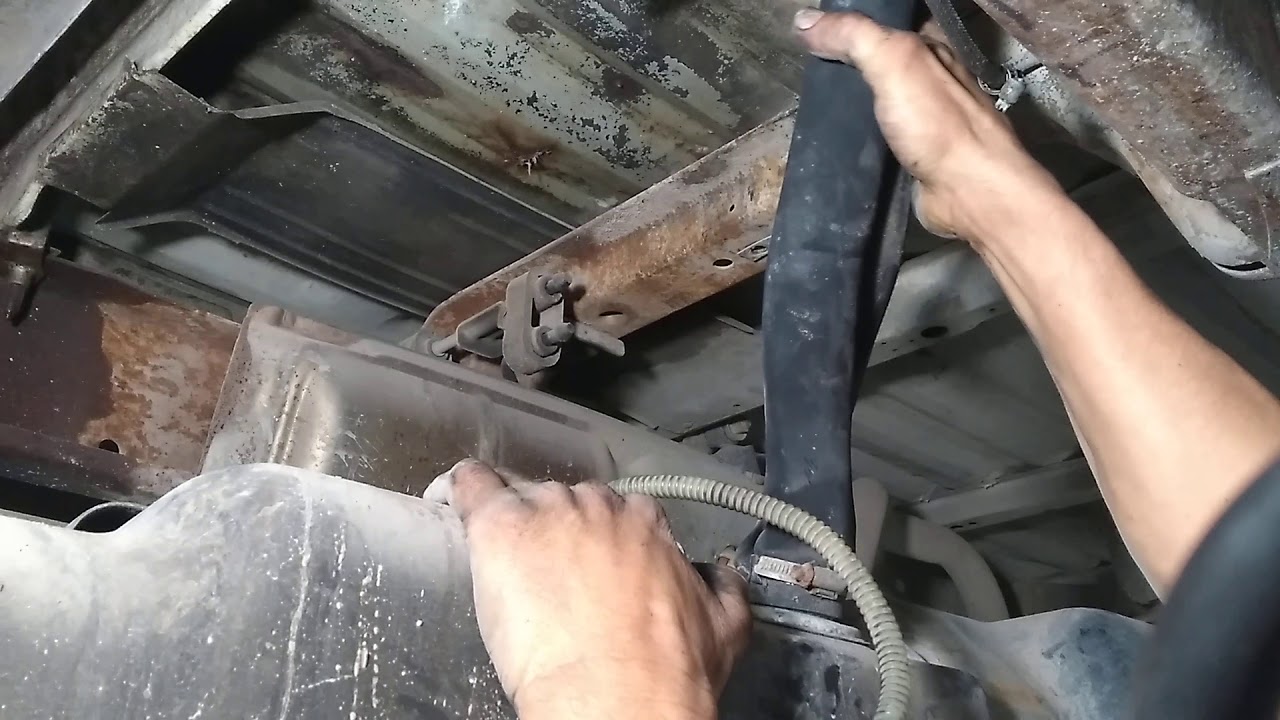 Ranger  2.5 cambiar bomba de gasolina fuel pump (2)