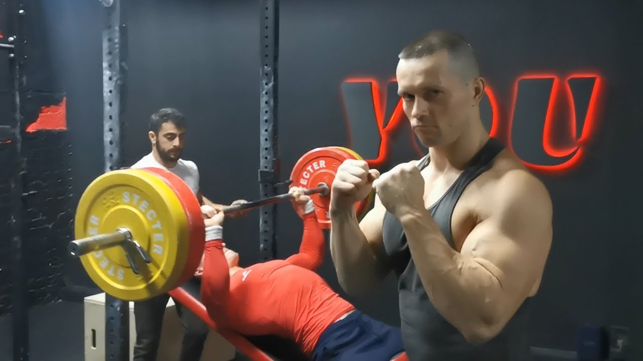 Большие не всегда побеждают! Заруба по жиму снова шокирует!