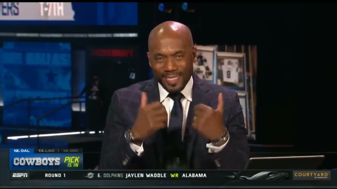 My Chicago Bears trade up to #11 in the first round and drafts quarterback Justin Fields