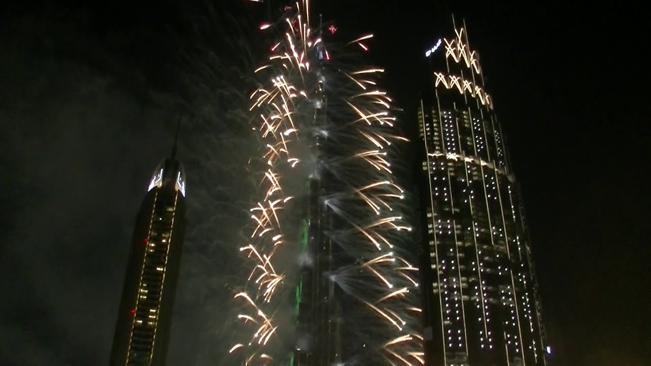 BALIK TANAW WATCHING FIRE WORKS DISPLAY (BURJ KHALIFA NEW YEAR 2017)
