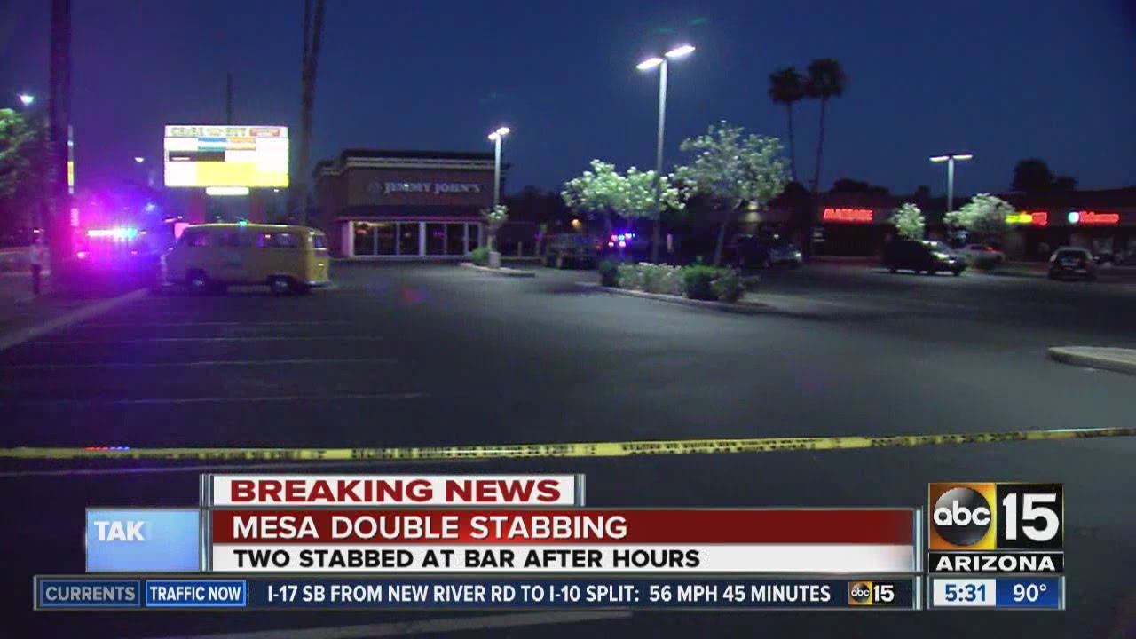 Police searching for suspect in Mesa double stabbing