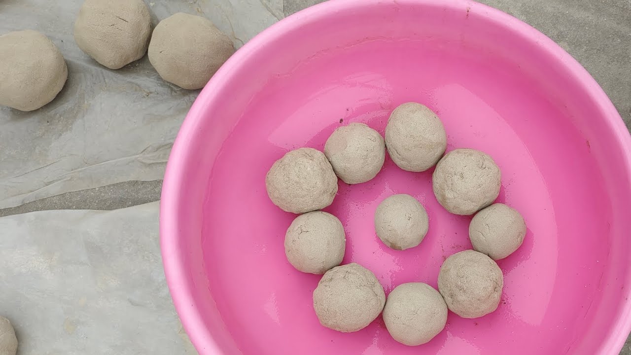 ASMR : 77 - 300 Subscribers Celebration 🎊 BALL SERIES -- 4 -- Creamy Dirt | Paste Play 🟤 #muddoodles