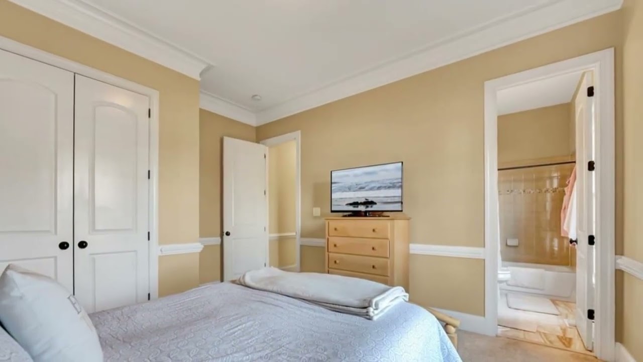 101 Foxdale Grant Court