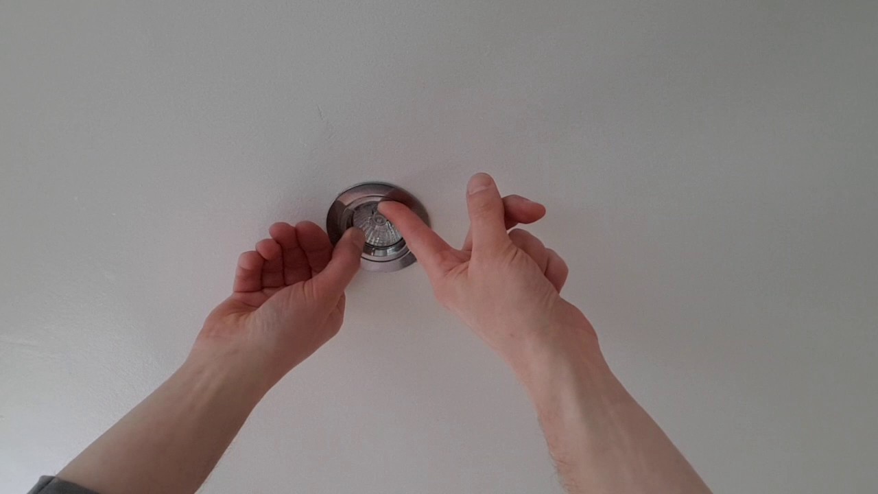 Replacing your halogen lamps with LED