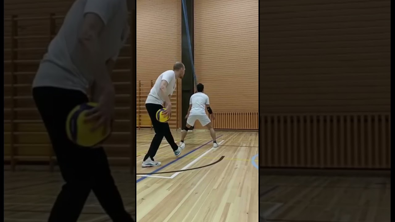 【バレーボール】リベロの練習 #Shorts